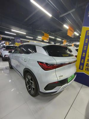 Éco-friendly Used EV Car Blanc sièges d'équipement de déplacement de terre 5
